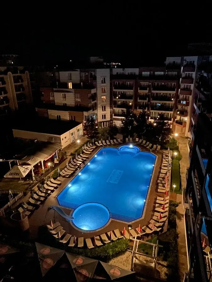 Aparthotel Admiral Plaza Słoneczny Brzeg