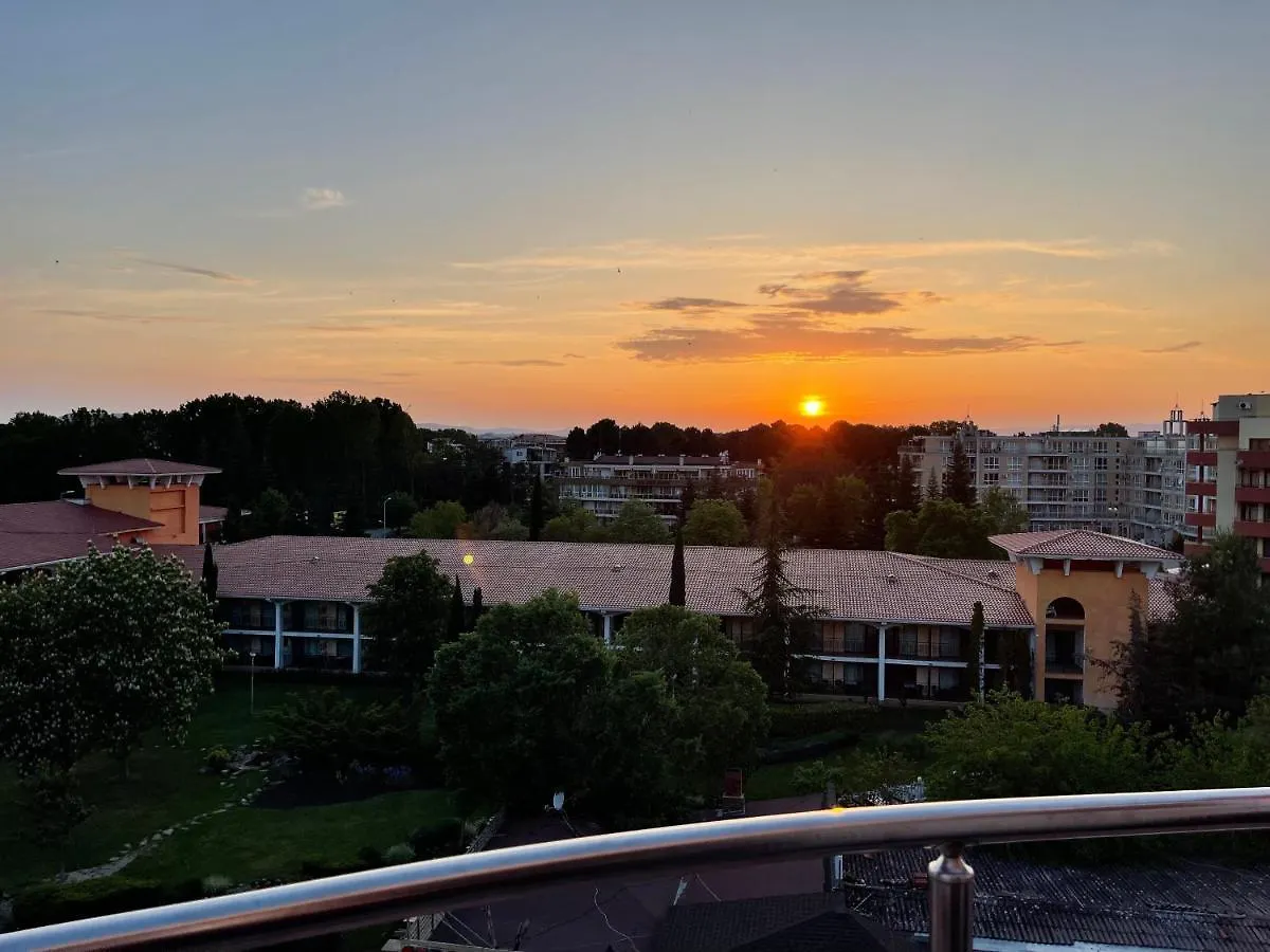 Aparthotel Admiral Plaza Słoneczny Brzeg