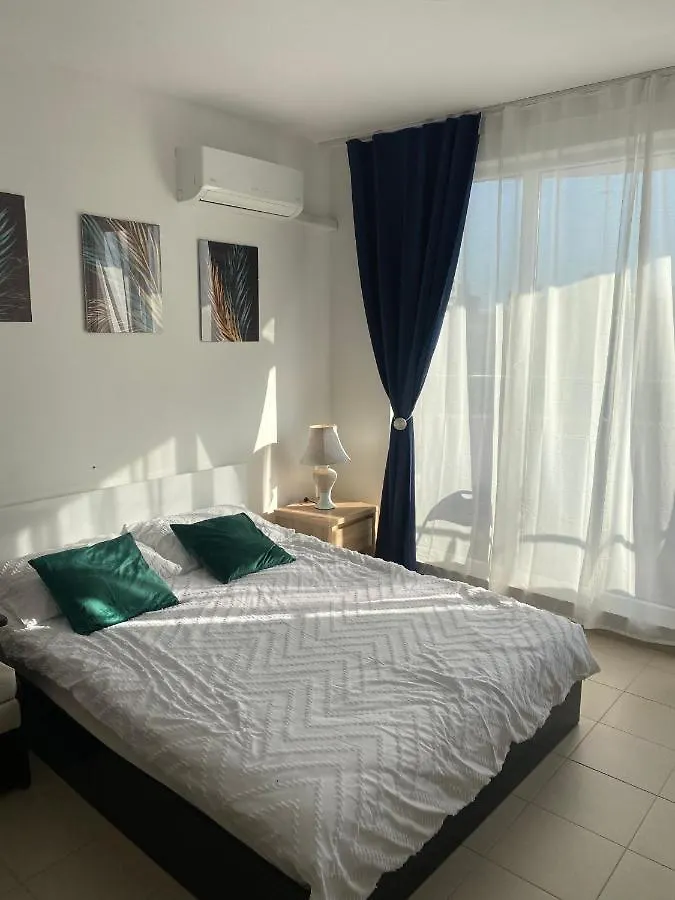 Aparthotel Admiral Plaza Słoneczny Brzeg